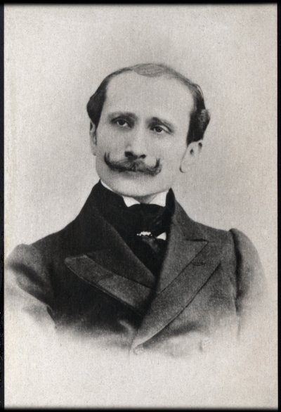 Portret van Edmond Rostand (1868-1918), Franse dichter en toneelschrijver door French Photographer